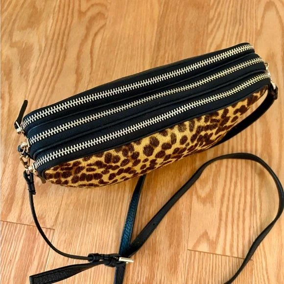 Whistles (UK)—LIKE NEW—Leather Leopard Print Crossbody Bag - Picture 2 of 13